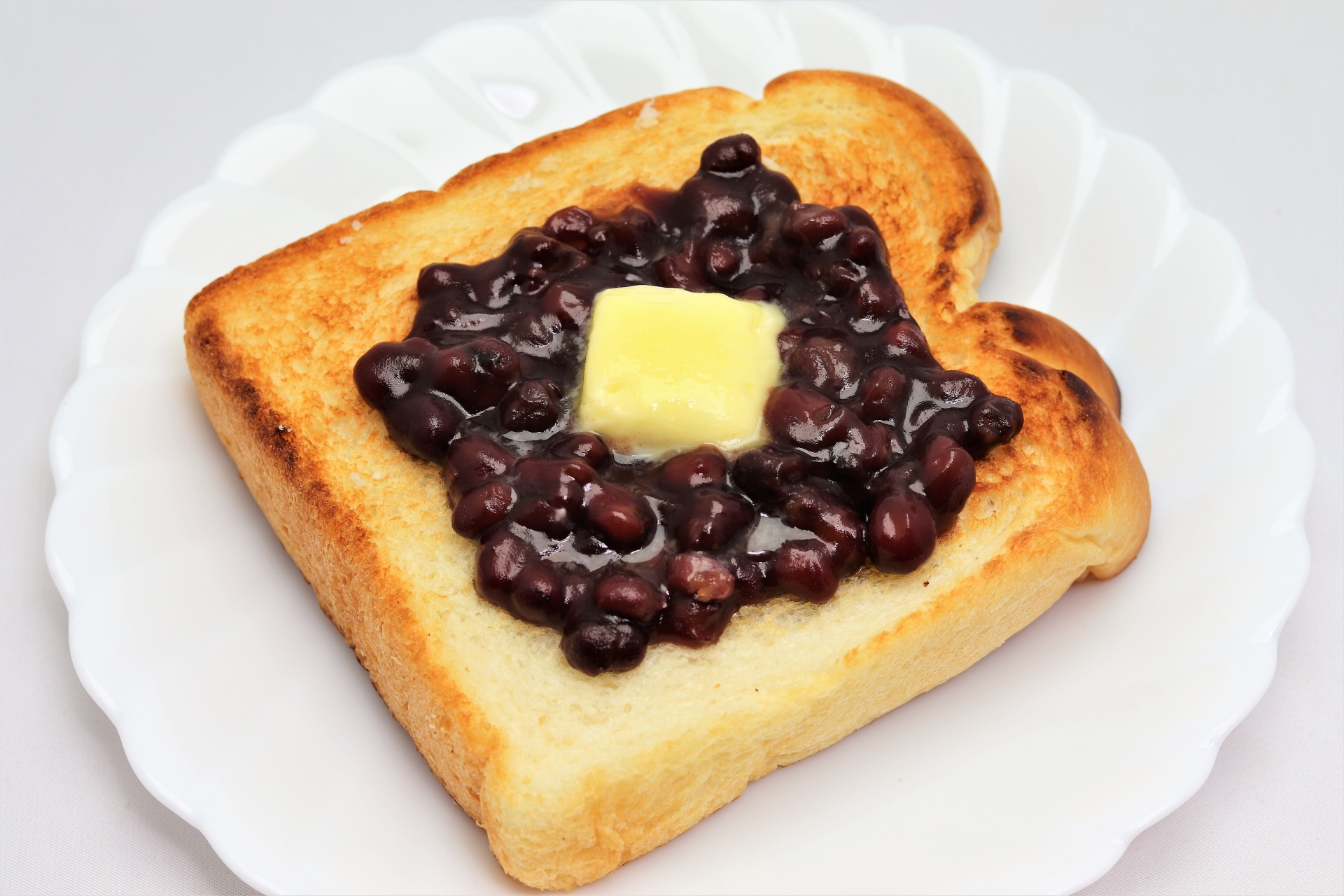 カントリーマアム小倉トーストをお取り寄せ！特徴や通販情報まとめ