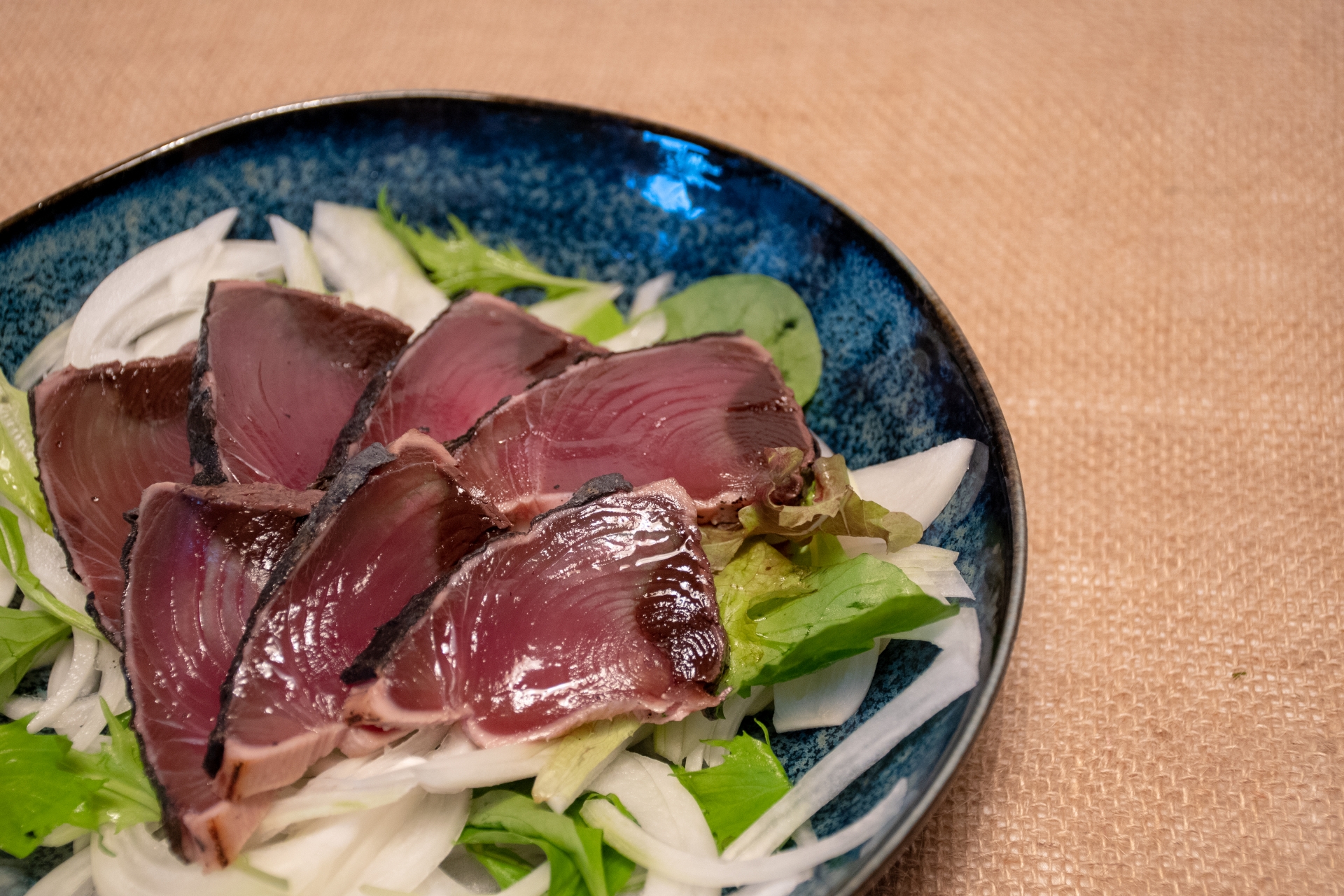 【保存版】初鰹の旬は5月！特徴、味、戻り鰹との違い、最高の食べ方とお取り寄せ